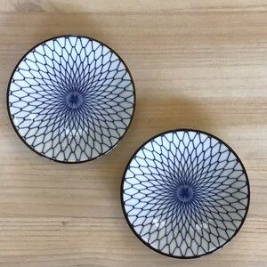 Vintage Fishnet Pattern Small Plates Trinket Dishes Porcelain Asian